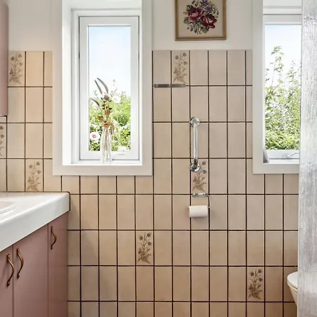 Sjael I En 100 Ar Gammel Pa Langeland Vakantiehuis *